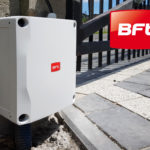 Montaż siłowników do bram uchylnych Tychy